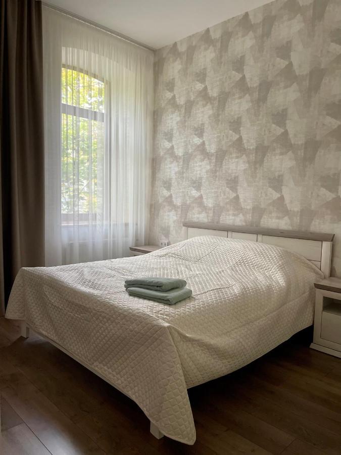 Pride Apartment Lviv Eksteriør billede