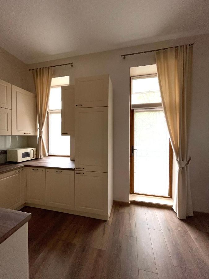Pride Apartment Lviv Eksteriør billede
